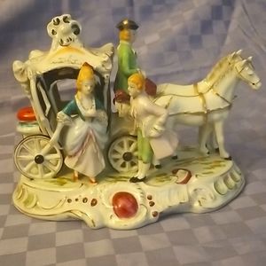 Vintage Moriyama colonial horse figurine